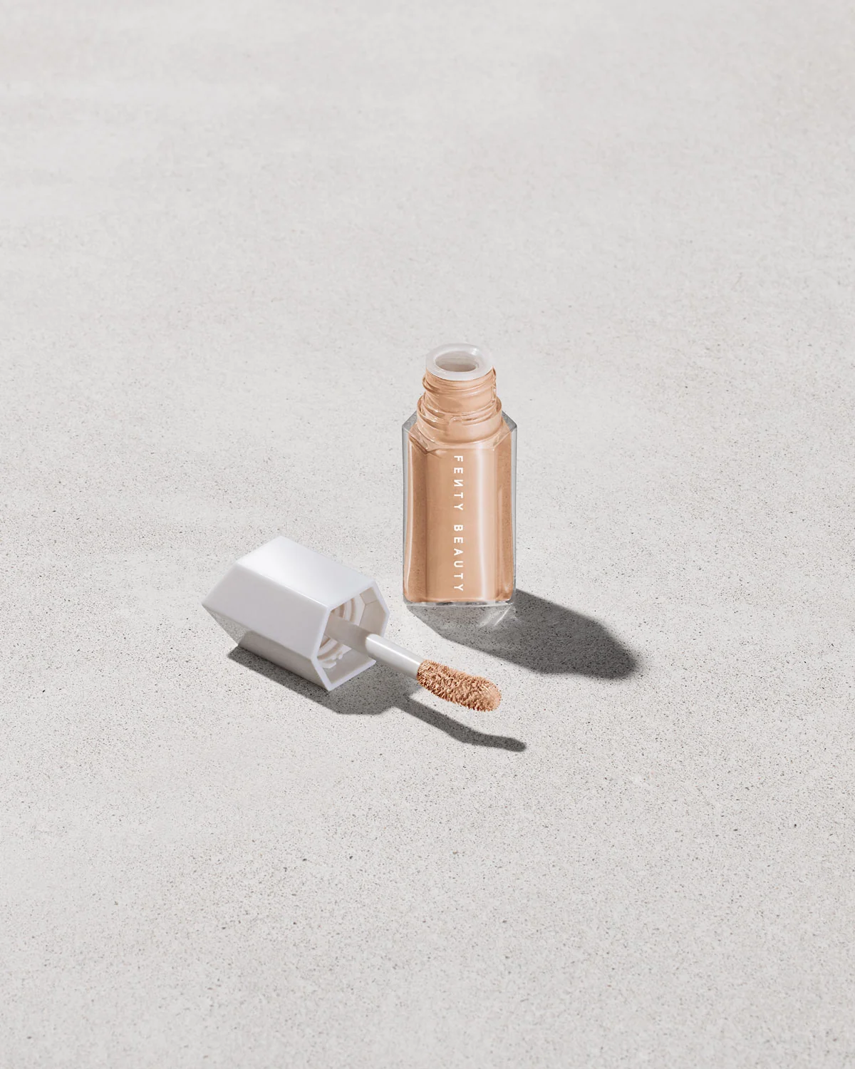 We're Even Hydrating Longwear Concealer — 260N - Image 12