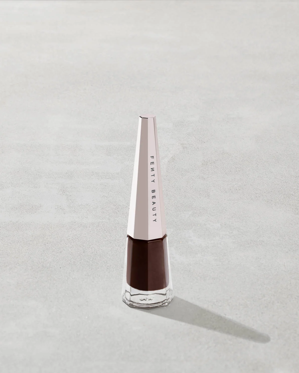 Stunna Lip Paint Longwear Fluid Lip Color — Unlawful
