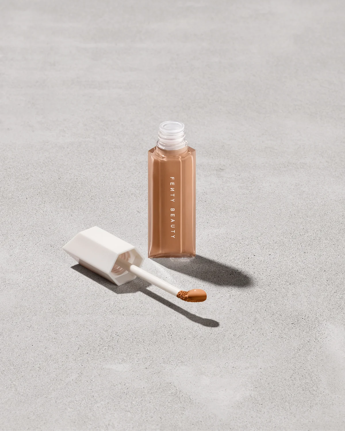 We're Even Hydrating Longwear Concealer — 345C