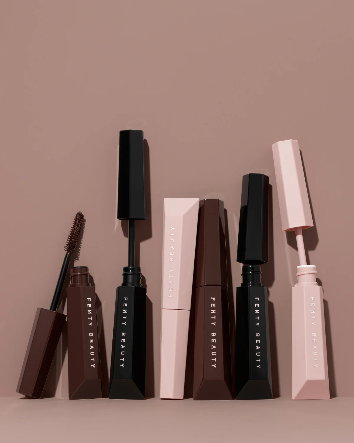 Hella Extra Mascara-Boosting Lash Primer - Image 6